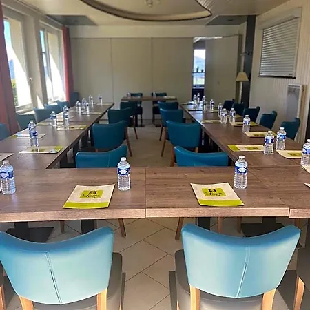 Logis Le Bellevue Hotel Voglans